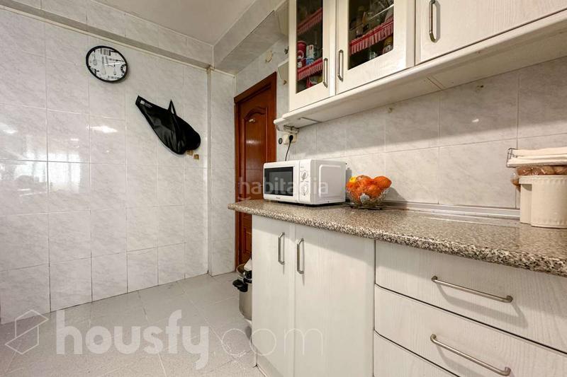 Foto fccc3cab-4418-44a1-a19a-876f1c71a9c9. Rez-de-chaussée dans calle lópez de hoyos . dans Colina Madrid