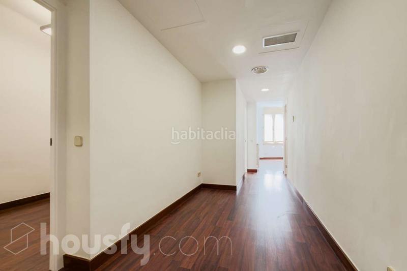 Foto 1c5a197f-a886-4c17-9e3f-88b508003748. Piso en carrer balmes . en Putget - Farró Barcelona