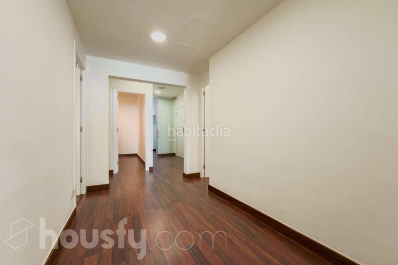 Foto f356b565-f608-4acb-b7e9-1de64adf546e. Piso en carrer balmes . en Putget - Farró Barcelona