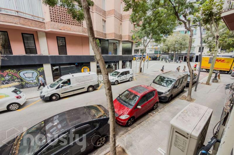 Foto 95f00966-52d2-4871-b833-bb9730cd4980. Pis a carrer juan de sada . a Sants-Badal Barcelona