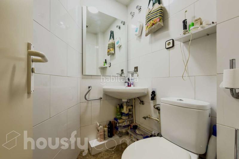 Foto 7c0b24f7-5d17-43e9-aead-5af4fd4e4fcf. Piso en carrer juan de sada . en Sants-Badal Barcelona