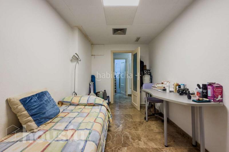 Foto fc01b0e6-9cd1-4b18-aa5a-1005af645372. Piso en carrer juan de sada . en Sants-Badal Barcelona