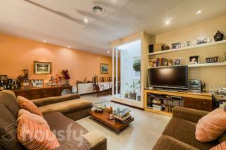 Flat in Carrer de joaquim rubió i ors .