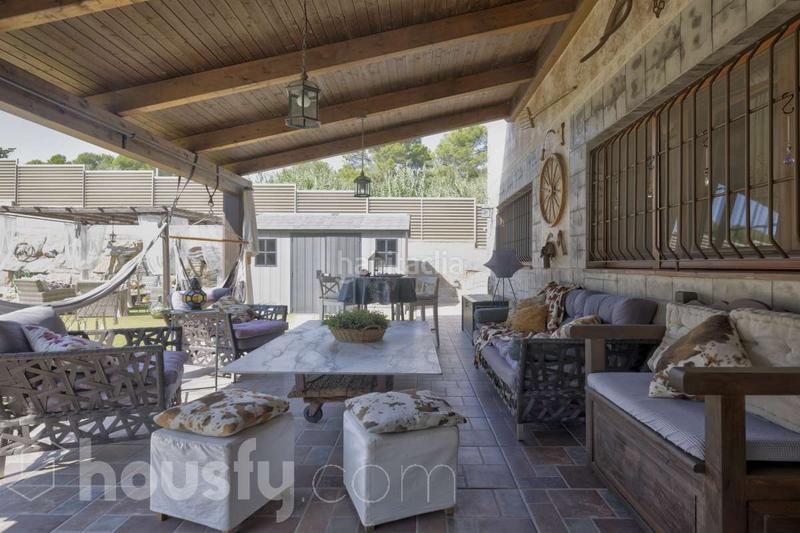 Foto 50b8b439-2b4a-4659-b7c7-af2f93fdd8f7. Casa a carrer dels avellaners . a Sant Muç Rubí