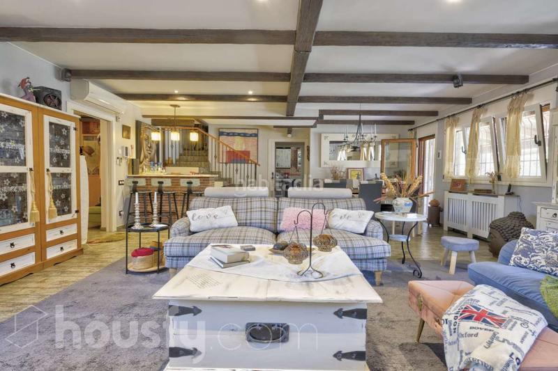 Foto 1c953d33-4455-4285-aa86-dc2fb71c6e4f. House in carrer dels avellaners . in Sant Muç Rubí