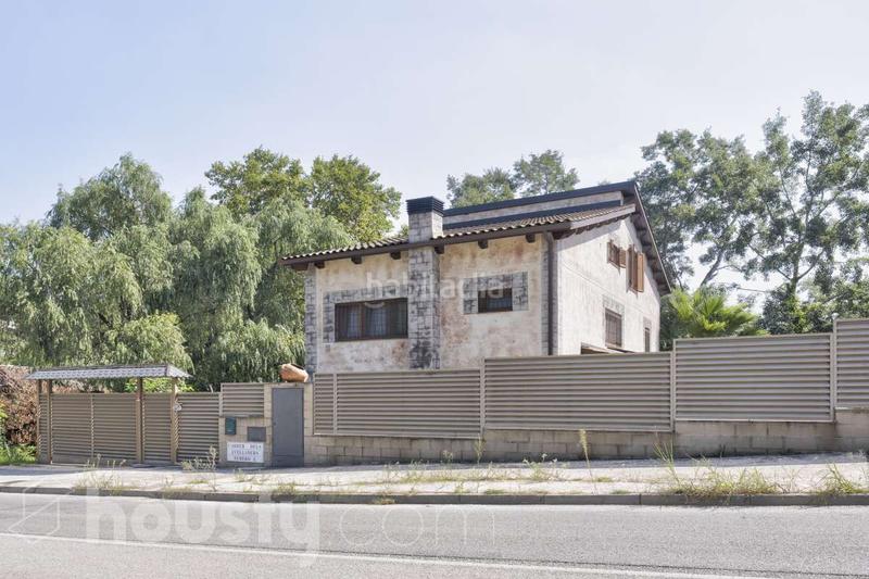 Foto 2b31cdf3-fcc6-469d-9d1b-178eeefe0df6. House in carrer dels avellaners . in Sant Muç Rubí