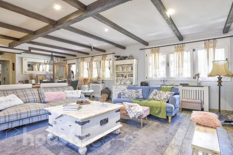 Foto 68ef5904-0b9b-4a8e-9684-2ca2b26ed93d. House in carrer dels avellaners . in Sant Muç Rubí