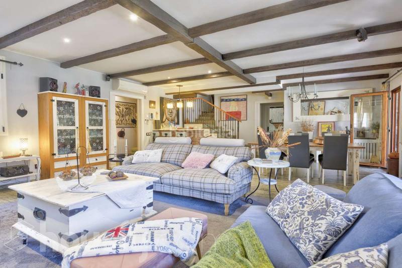 Foto 7c8a4580-1a8c-413f-bb1a-e489285a8cec. House in carrer dels avellaners . in Sant Muç Rubí