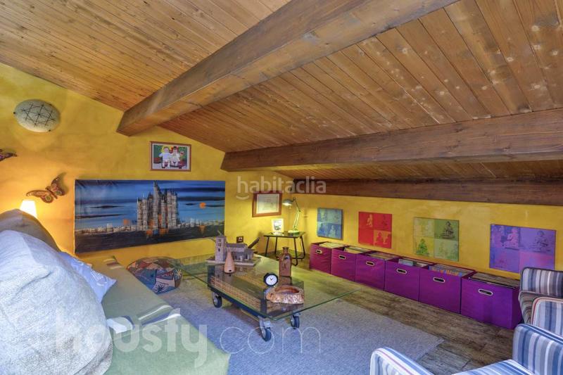 Foto 8f69b47d-15b5-40af-9c3b-420fad15db00. House in carrer dels avellaners . in Sant Muç Rubí