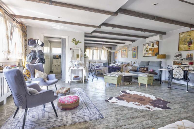 Foto f6b4f5f5-4cc9-411e-a7da-e48248b9eef2. Maison dans carrer dels avellaners . dans Sant Muç Rubí