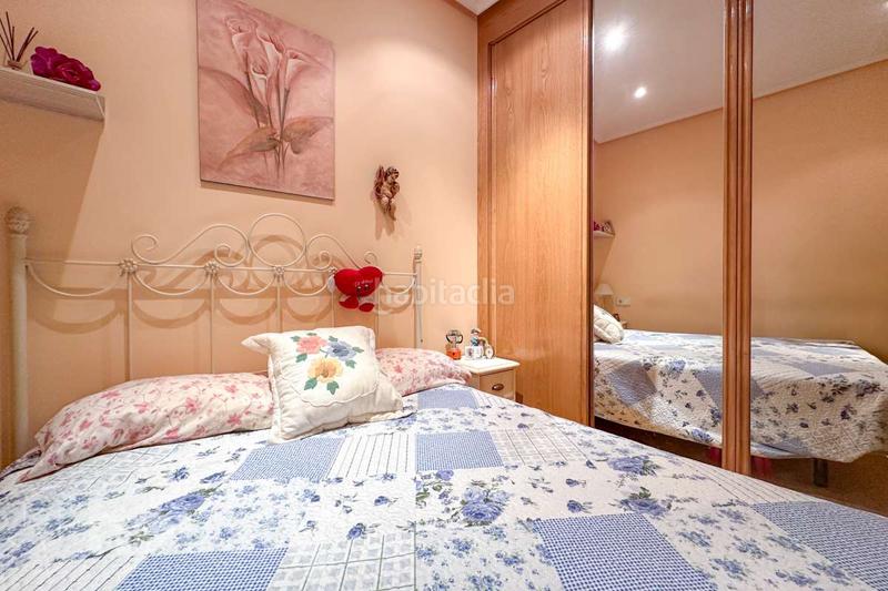 Foto cad04d6c-f984-4f1d-a9c4-d243ea2f6bfb. Appartamento in calle san cosme y san damián . in Madrid