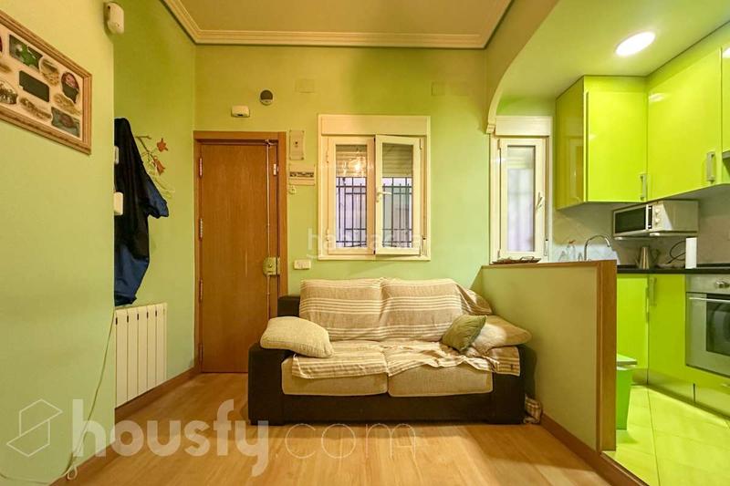 Foto ec3ccb9d-32b2-4b70-9bc9-61894211819e. Appartement dans calle san cosme y san damián . dans Madrid