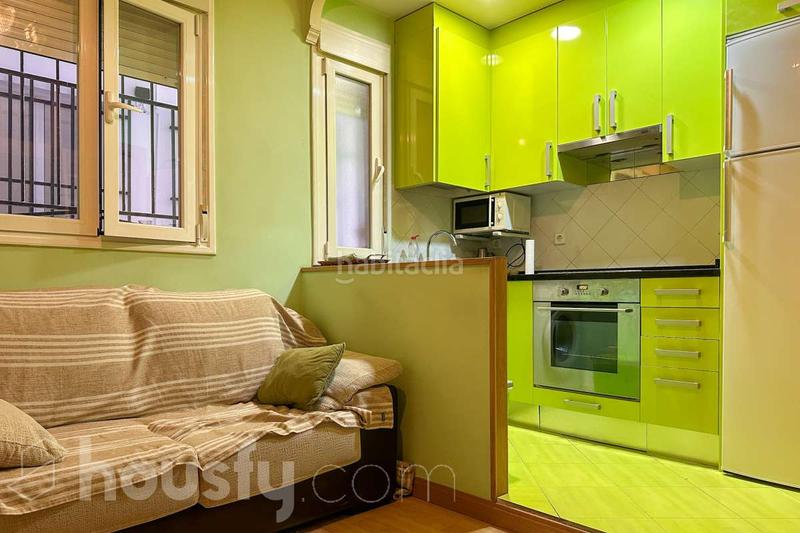 Foto fb861644-4043-42e0-833c-90df1310a9d6. Pis a calle san cosme y san damián . a Embajadores-Lavapiés Madrid