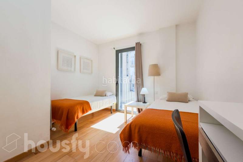 Foto 028c8283-1dd1-4d15-94da-545e0ea55cdf. Appartement dans carrer sant gil . dans Raval Barcelona