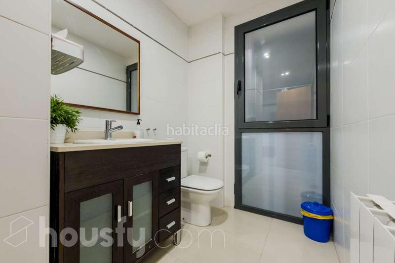 Foto 28d1f927-ec9d-4ccd-9037-08f641efc552. Appartement dans carrer sant gil . dans Raval Barcelona