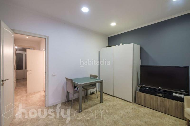 Foto 44fd005a-2321-41b2-a3f0-abb0bdf45725. Casa en carrer de chapí . en Horta Barcelona