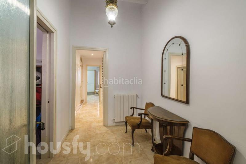 Foto 8b2a7a31-88e6-418e-89be-c7e4053e7def. Casa en carrer de chapí . en Horta Barcelona
