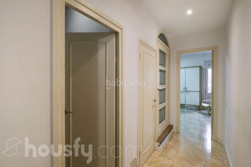 Foto ed0c13c8-5d5f-4afc-b264-1f152ec8a439. Casa en carrer de chapí . en Horta Barcelona