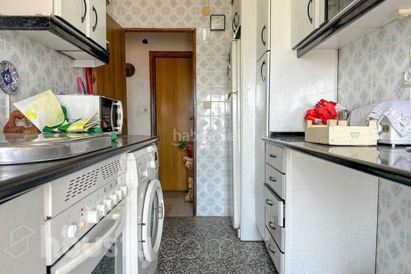 Foto 103f021c-44aa-4571-9442-8faf2a4588d4. Appartement dans calle san fortunato . dans San Fermín Madrid