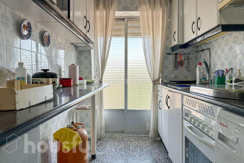 Foto 6ffca611-4988-4a0b-a09e-c97c3897dee4. Appartement dans calle san fortunato . dans San Fermín Madrid