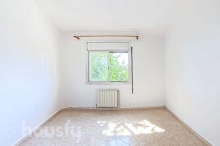 Flat in Calle via favencia .
