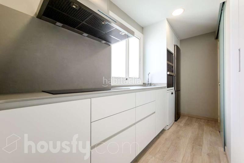 Foto 068295bb-7675-4395-9416-0baeab5188cd. Piso en avinguda de madrid . en Sant Ramon - Maternitat Barcelona