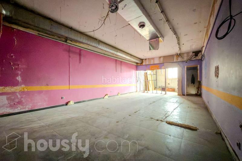 Foto 094d14f7-ba07-40be-8d7a-61c91e40edd4. Business premise in carrer coll i pujol . in Centre Badalona