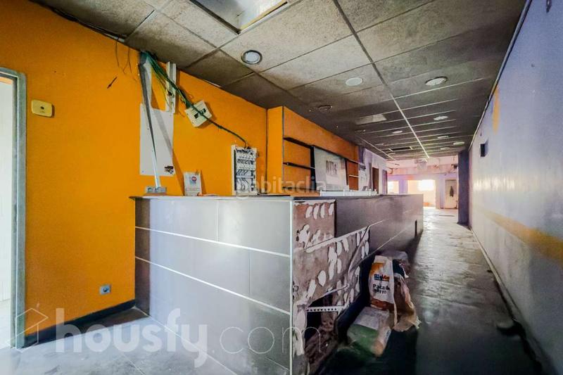 Foto 6738bca4-6973-407a-abf9-424146dbd8e3. Business premise in carrer coll i pujol . in Centre Badalona