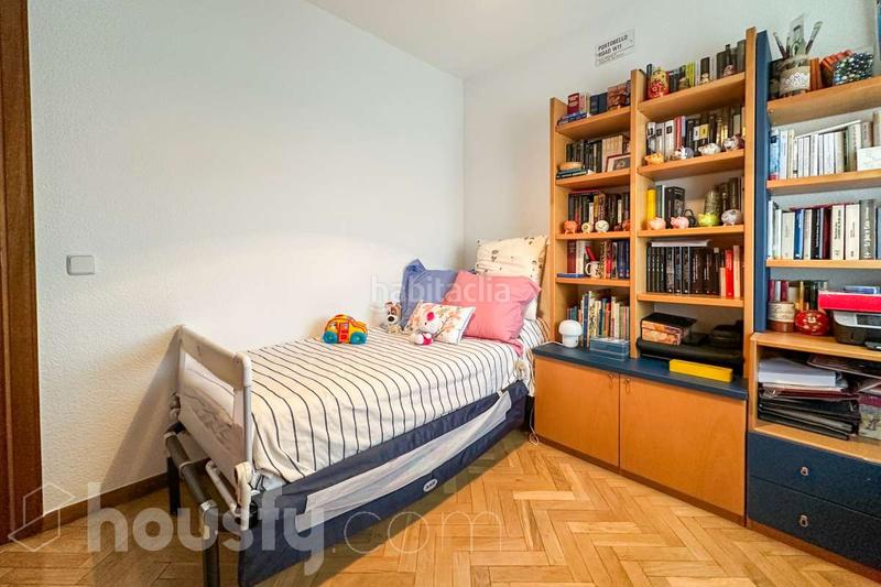 Foto 15a48df7-3aed-4662-8192-d6c9937a3488. Àtic a calle bocangel . a Fuente del Berro Madrid