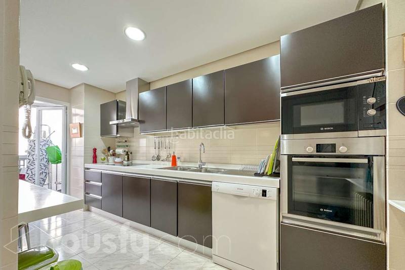 Foto a1889977-3dc1-4bf3-89d4-09c2c9df67e9. Ático en calle bocangel . en Fuente del Berro Madrid