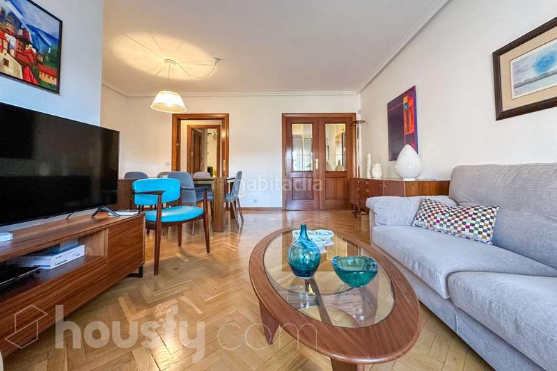 Foto 04fe4631-b0e9-4b78-a7ce-70f74789c567. Dachwohnung in calle bocangel . in Fuente del Berro Madrid