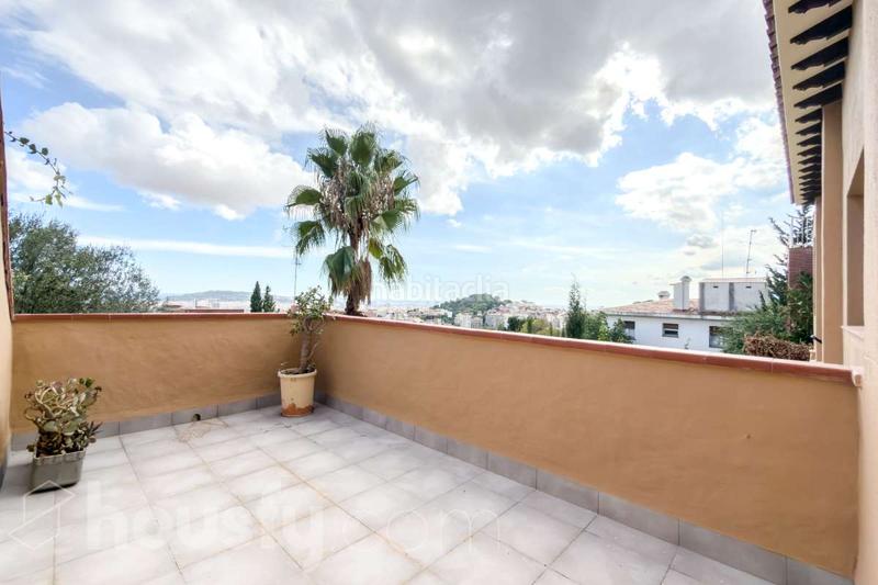 Foto 11ce1cde-100e-4723-a061-35cc6765036d. Casa en carrer de castellterçol . en Vallcarca - Penitents Barcelona