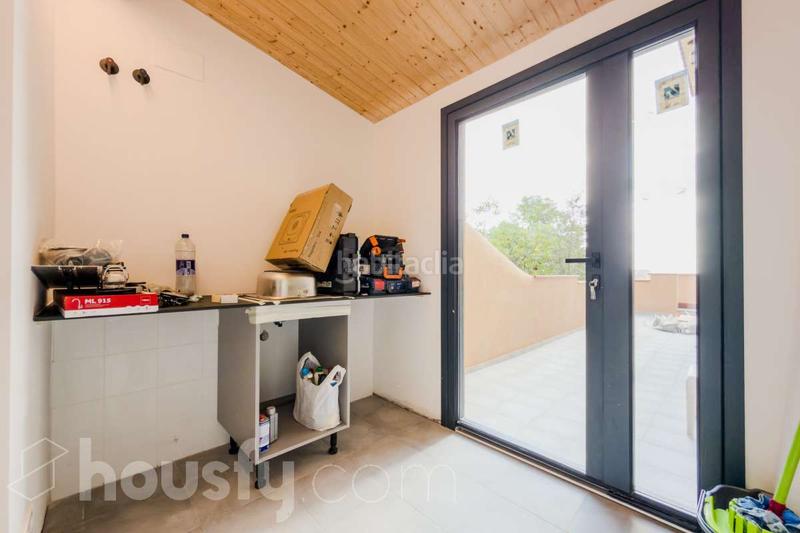 Foto b0de7723-52e6-4ebb-8aed-7f0c1d7f4681. Casa en carrer de castellterçol . en Vallcarca - Penitents Barcelona