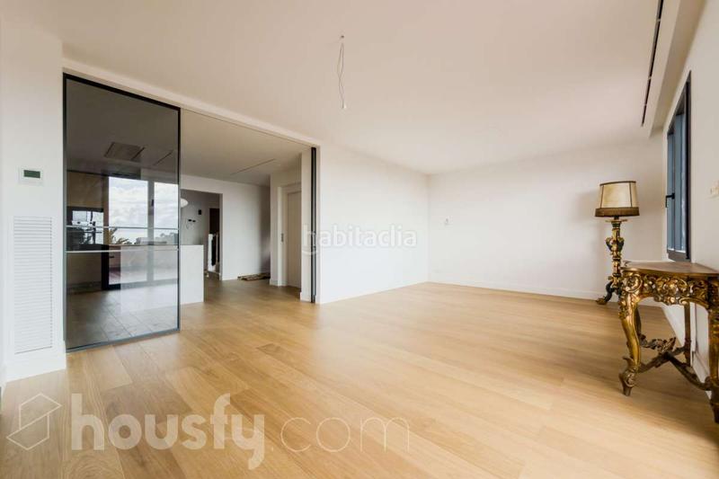 Foto b23c3b33-b5f8-4e66-96d4-4e330d449b96. Casa en carrer de castellterçol . en Vallcarca - Penitents Barcelona