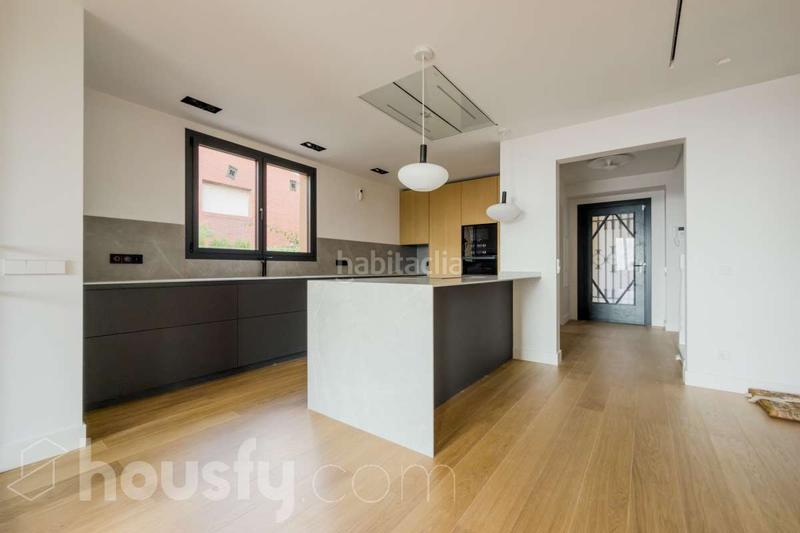 Foto be0dada2-7c22-4b4c-ad56-5b19f11ea67f. Haus in carrer de castellterçol . in Vallcarca - Penitents Barcelona