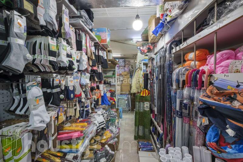 Foto 0a3e32fd-7b60-451b-a67d-b4f5c920b51a. Business premise in carrer d'enric prat de la riba . in Hospitalet de Llobregat (L´)