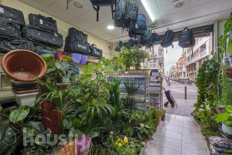 Foto 73656f60-fabe-4395-aeef-755d2ee42477. Business premise in carrer d'enric prat de la riba . in Hospitalet de Llobregat (L´)