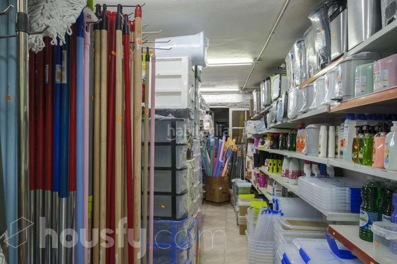 Foto b1b6d50f-91a3-44cc-87fa-fae769012238. Business premise in carrer d'enric prat de la riba . in Hospitalet de Llobregat (L´)