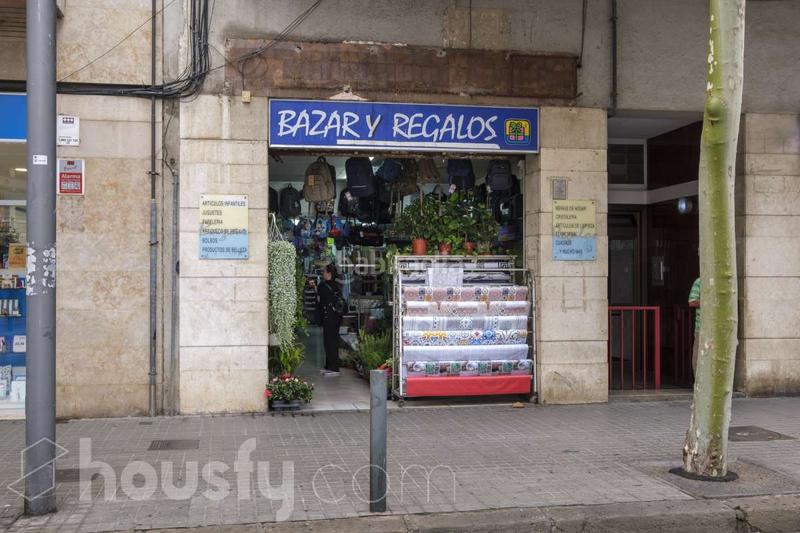 Foto 7454e2a8-0ee9-41e6-a02f-e9dc601fdaa7. Local commercial dans carrer d'enric prat de la riba . dans Hospitalet de Llobregat (L´)