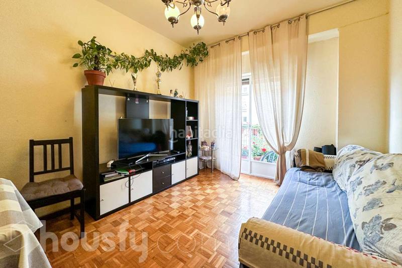 Foto d28e6189-b431-497e-bfe9-3ea276abecfa. Etagenwohnung in calle de josé villena . in Ventas Madrid