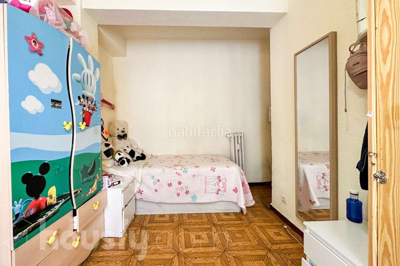 Foto 40ded53f-c661-42a2-b470-6347099a6b85. Pis a calle de josé villena . a Ventas Madrid