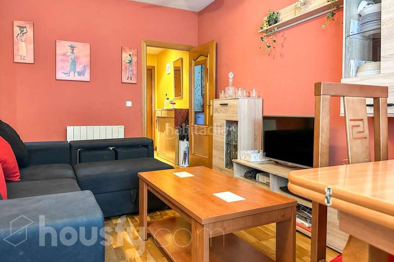 Foto 26d0ab2d-e49d-433f-b85b-f00ce60c640d. Pis a calle san dionisio . a Santos Leganés