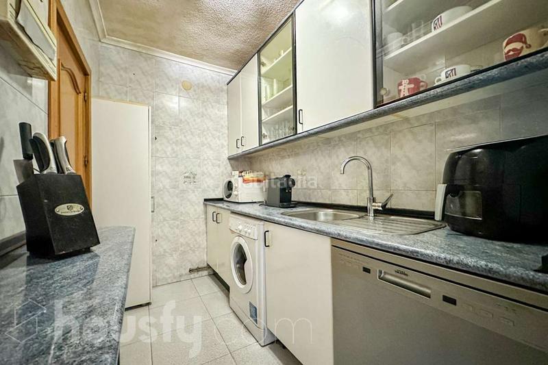 Foto 6073280f-0ec0-486e-9ea2-1e61e56ef4bf. Pis a calle san dionisio . a Santos Leganés