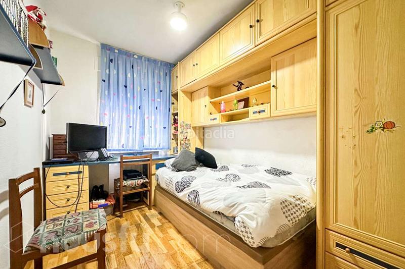 Foto 76cfe0b7-5381-4c09-b0c4-a37c2e00809b. Pis a calle san dionisio . a Santos Leganés