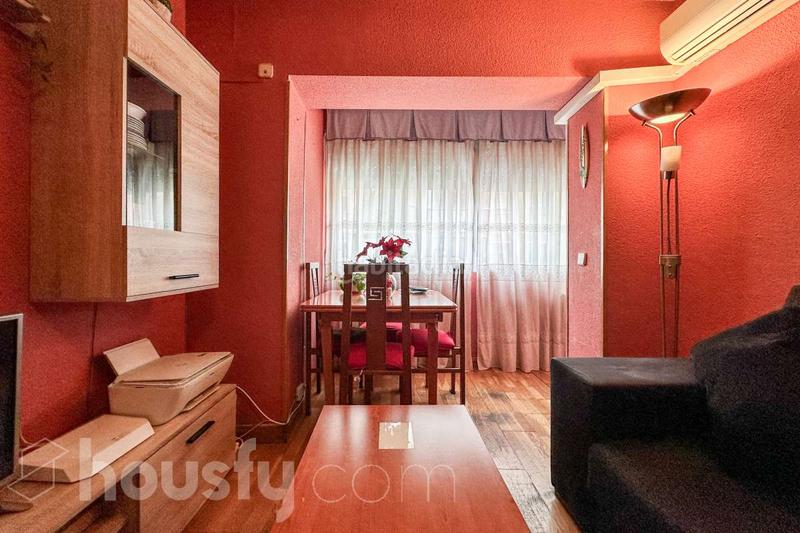 Foto 76e0d9ca-43fe-4b95-984b-e1645e0c02ca. Pis a calle san dionisio . a Santos Leganés