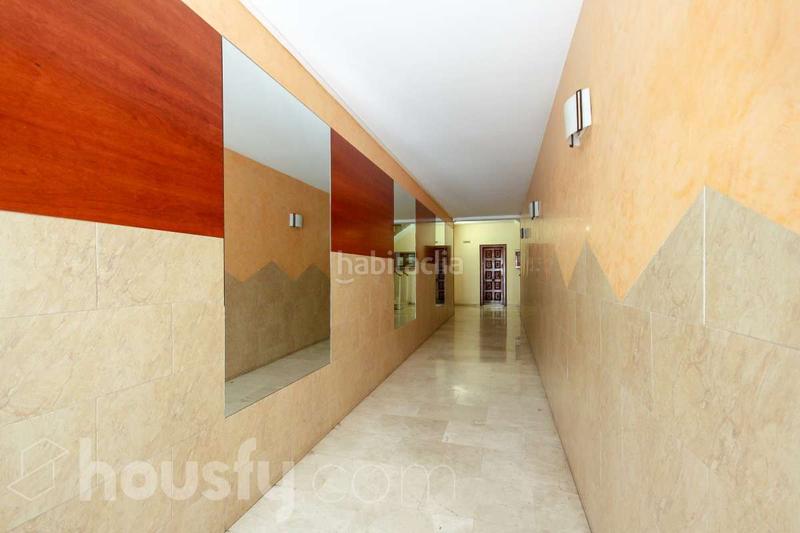 Foto 442c40e4-728a-4386-b188-8adbda448cc9. Pis a passeig ametllers . a La Plana Esplugues de Llobregat