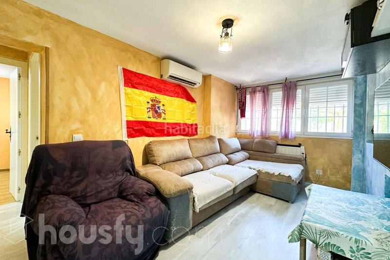 Foto ff4c5d25-aaeb-4ea0-8608-97d12055e5b1. Pis a cl. labradores . a Hellín Madrid