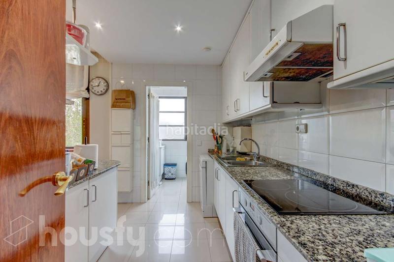 Foto 2d7bbe80-84cc-4c25-ab9d-238bc5a9e6a8. Appartamento in carrer llaceras . in Torreblanca Sant Cugat del Vallès