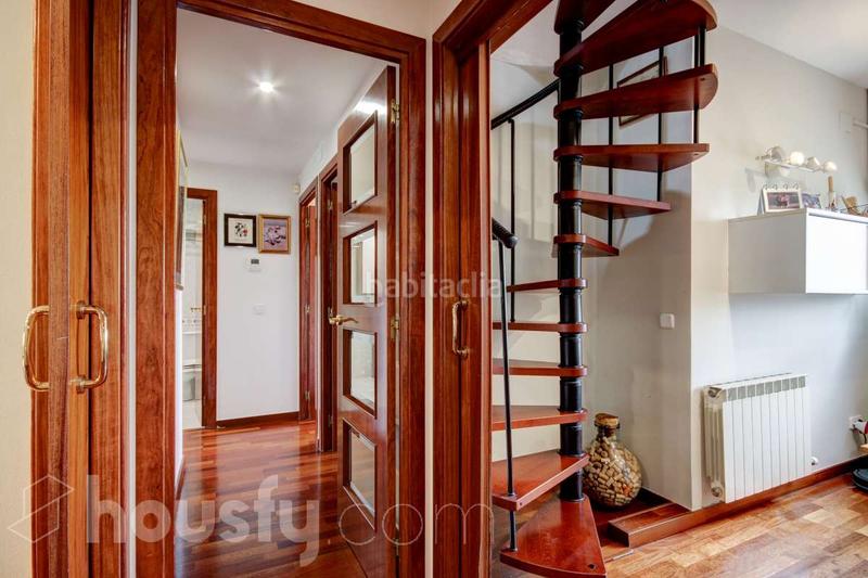 Foto d843e827-4b5a-4fd4-9c6b-b9a4dbcd33b6. Appartamento in carrer llaceras . in Torreblanca Sant Cugat del Vallès