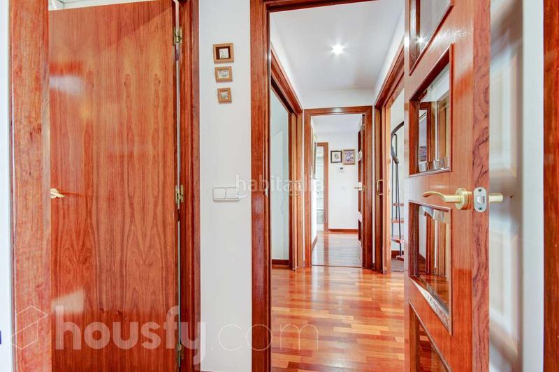 Foto 1a42ef9e-f04d-47cf-8391-09800c29cb10. Flat in carrer llaceras . in Torreblanca Sant Cugat del Vallès